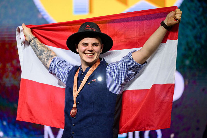 Von Lengau aufs Siegerpodest: Daniel Schinagl gewinnt Bronze bei EuroSkills